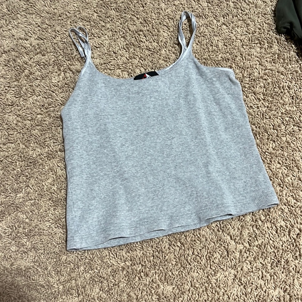 gray tank